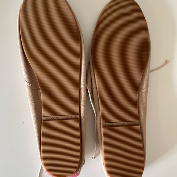 Pale dusty rose color Hobes leather ballet flats - Picture 7 of 7